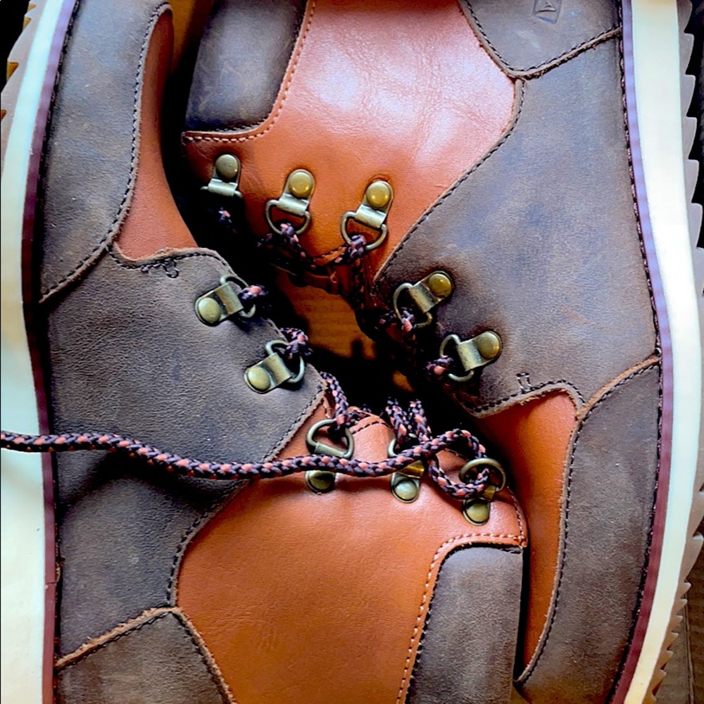 Brand new in the box Boys Sperry boots big kid size 3